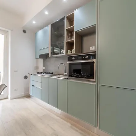 Domus 124, Elegant Comfort With Parking Rome