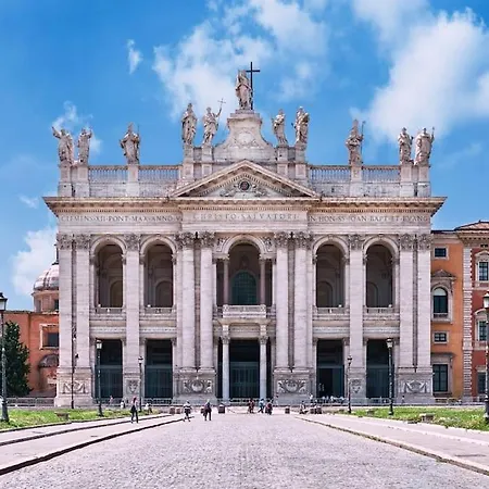 Domus 124, Elegant Comfort With Parking Apartment Rome