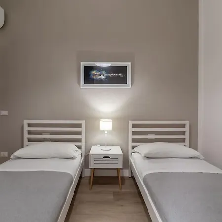 Apartment Domus 124, Elegant Comfort With Parking