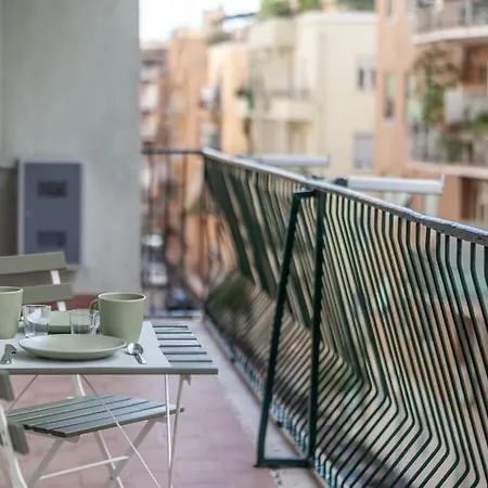 Domus 124, Elegant Comfort With Parking Rome