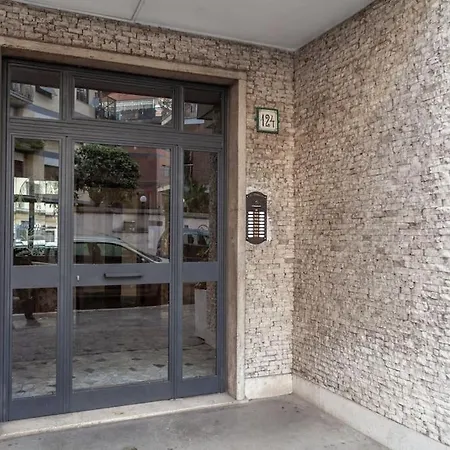 Apartment Domus 124, Elegant Comfort With Parking *